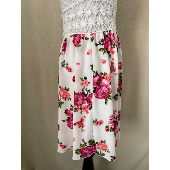 Rue 21 Creamy White Lace Top Floral lace & Colorful Floral Bottom Sleeveless Sun - Picture 7 of 14